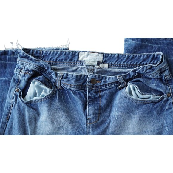 Maurices Jeans Womens Size 11 / 12 Short Molli Flare Frayed Distressed - Picture 14 of 16